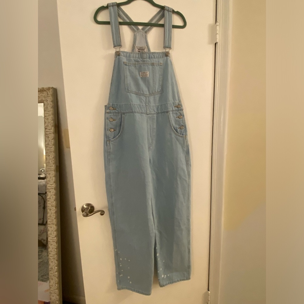 Levi's Premium Vintage Overalls - Women’s Medium light wash w/bleach spot
